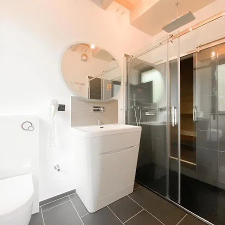 Exklusiv Wohnen In Hervorragender Lage Mit Privater Sauna, 3 Sz, 2 Bäder Und Terrasse Ferienhaus Timmendorfer Strand