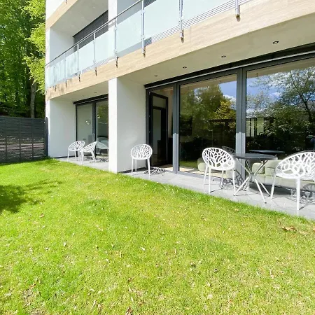 Ferienhaus Exklusiv Wohnen In Hervorragender Lage Mit Privater Sauna, 3 Sz, 2 Bäder Und Terrasse